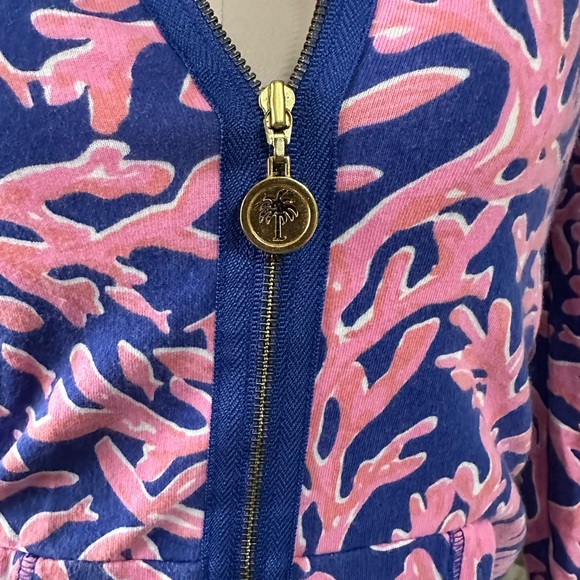 Lilly Pulitzer jacket I’m size XXS. Zippered front. 2 pockets. Lilly hardware - Picture 7 of 15